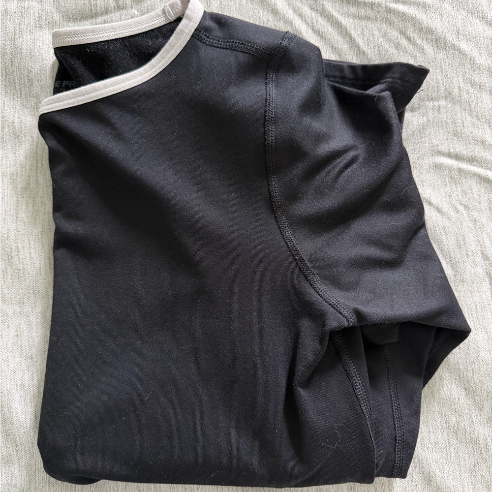 Nike pro thermal long sleeve